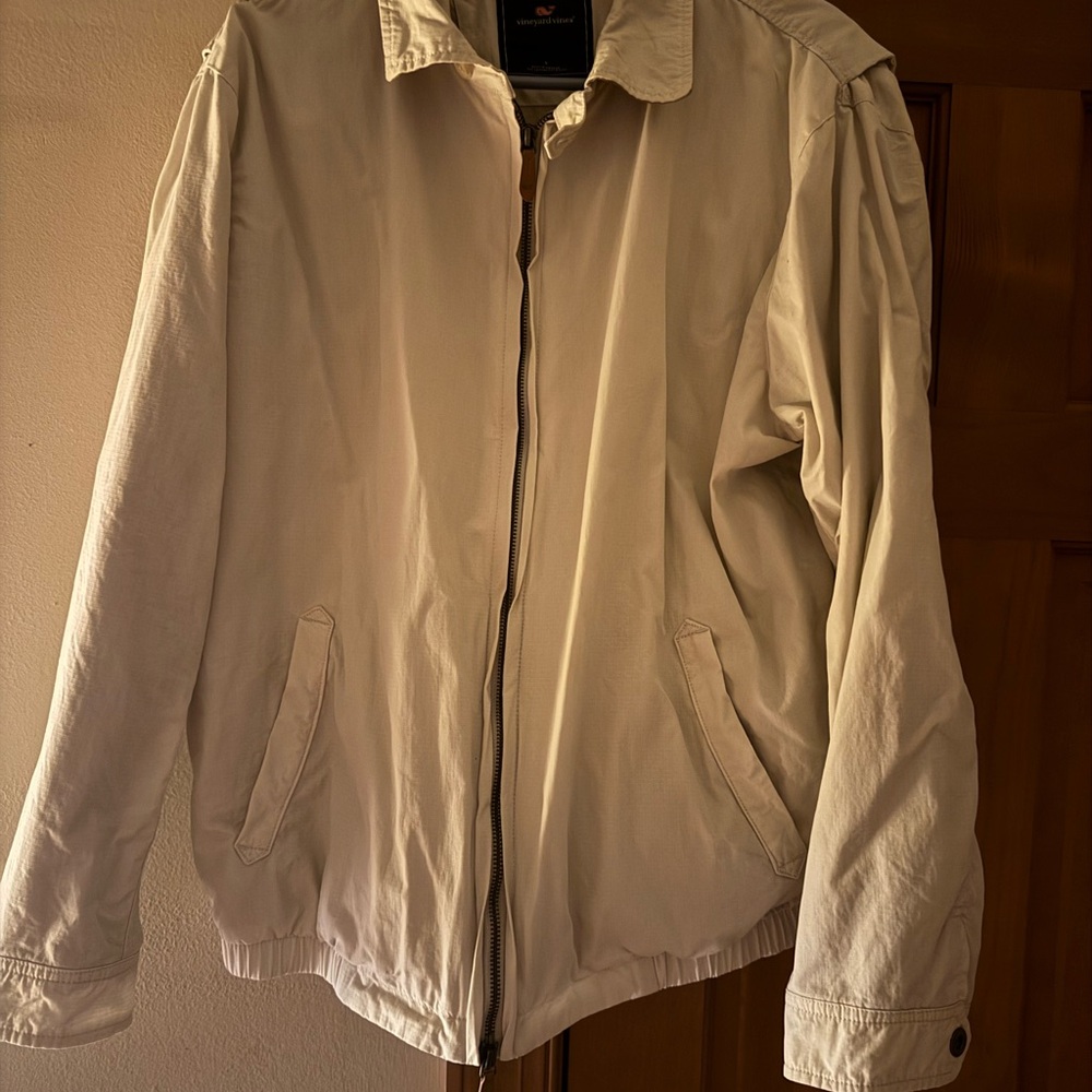 Vineyard Vines Men's Beige Lightweight Jacket